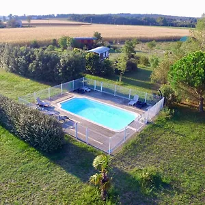 Séjour à la ferme Les Roulottes-gîtes De La Ferme De L'autruche Dromoise, Livron-sur-Drôme